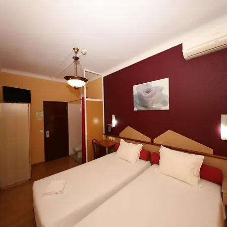 Guest house Pensao Praca Da Figueira