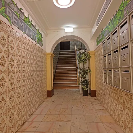 Pensao Praca Da Figueira Guest house