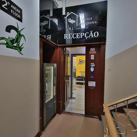 Pensjonat Pensao Praca Da Figueira 3*