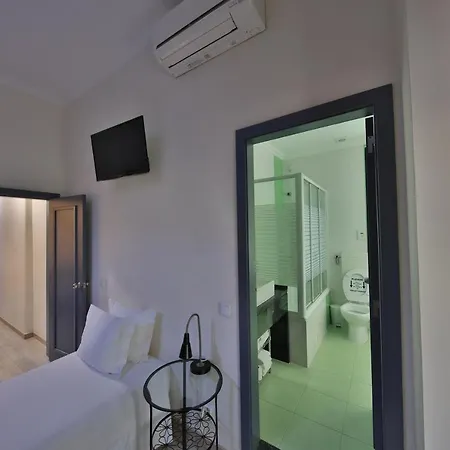 Pensionat Pensao Praca Da Figueira 3*