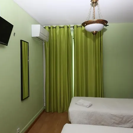 Pensao Praca Da Figueira Лиссабон