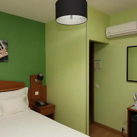 Pensao Praca Da Figueira Лиссабон