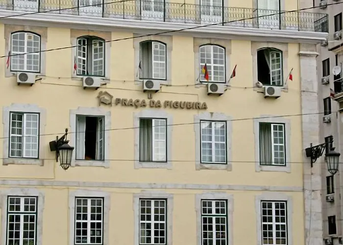 菲盖拉广场公寓 3* Lisboa