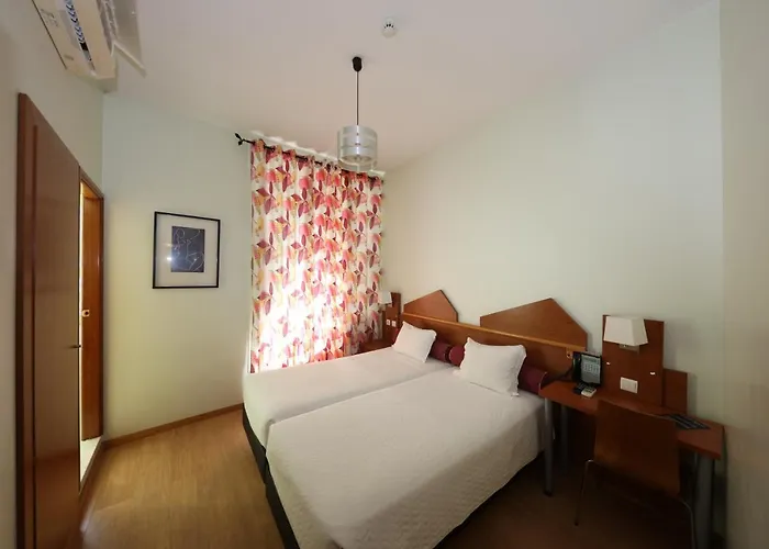 菲盖拉广场公寓