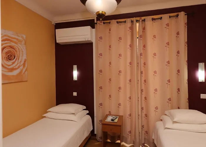 菲盖拉广场公寓