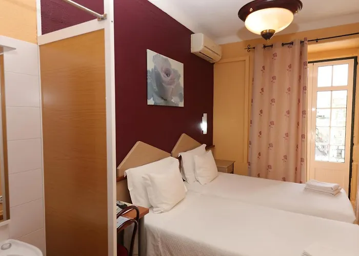 菲盖拉广场公寓 3*