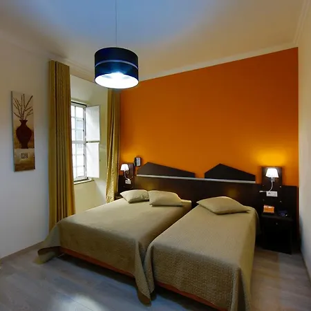 ペンサオ プラカ ダ フィギュエリラ