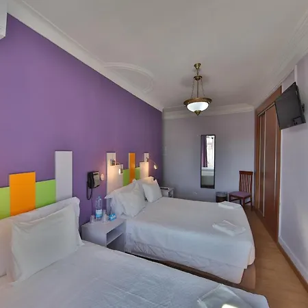 ゲストハウス ペンサオ プラカ ダ フィギュエリラ 3*